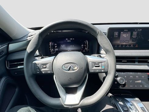 Used 2023 INFINITI QX60 Luxe w/ Cargo Package FWD image 12