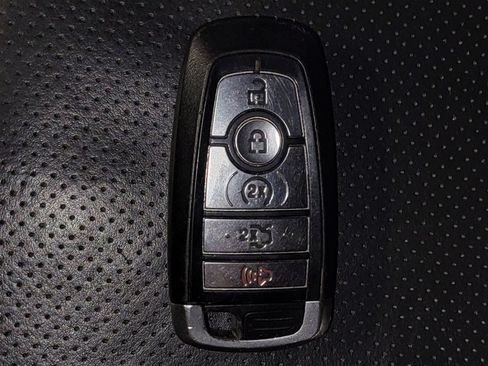 Used 2018 Ford Explorer Limited FWD image 32