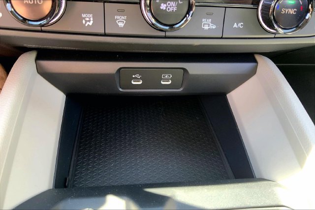 Used 2024 Honda Accord EX image 33