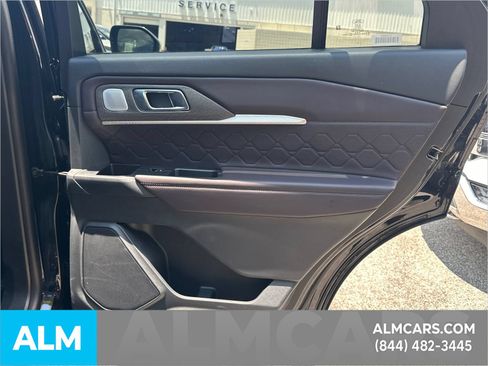 Certified 2026 Ford Explorer Platinum w/ LUX Leather Package AWD/4WD image 18