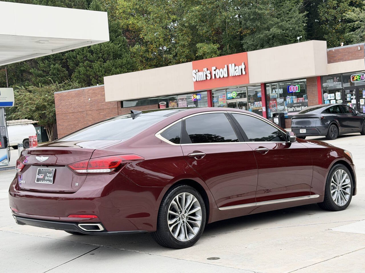 Used 2016 Hyundai Genesis 3.8 image 24