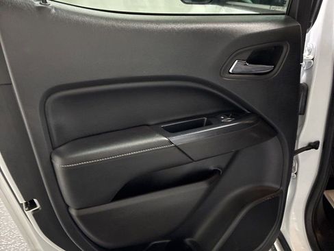 Used 2022 GMC Canyon Elevation image 22