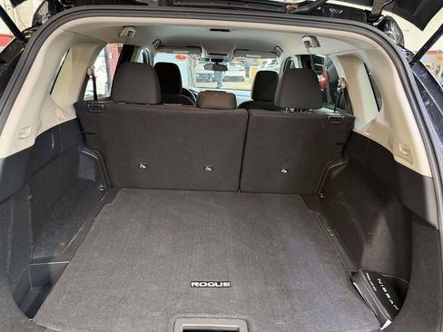 Used 2026 Nissan Rogue S AWD/4WD image 7