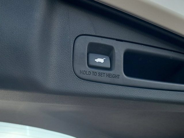 Certified 2019 Honda CR-V Touring image 13