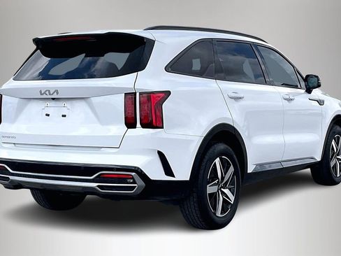 Used 2023 Kia Sorento EX w/ Panoramic Sunroof Package image 5