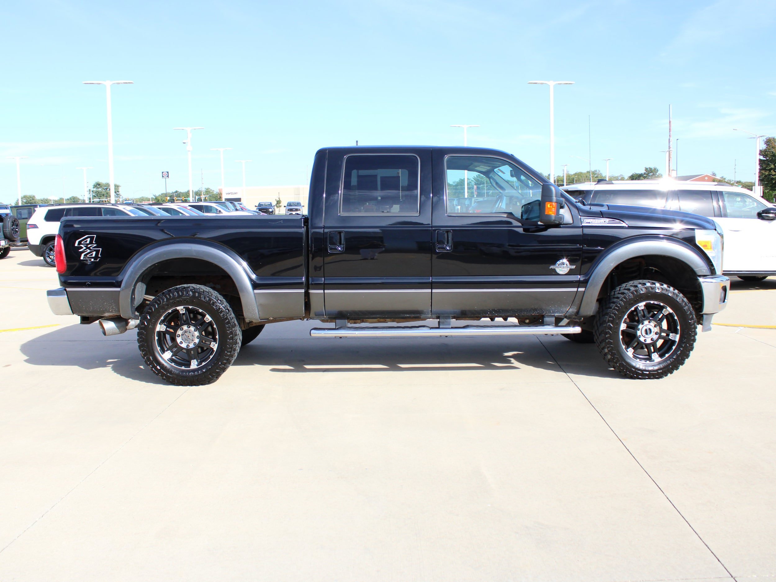 Used 2016 Ford F250 Lariat w/ Lariat Interior Package AWD/4WD image 8