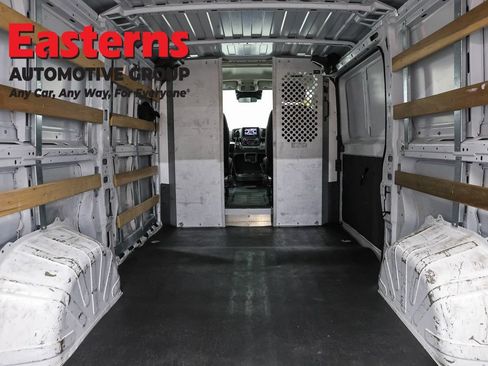 Used 2023 RAM ProMaster 2500 FWD image 9