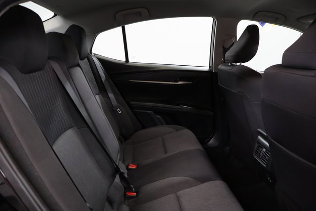 Used 2025 Toyota Camry LE FWD image 25