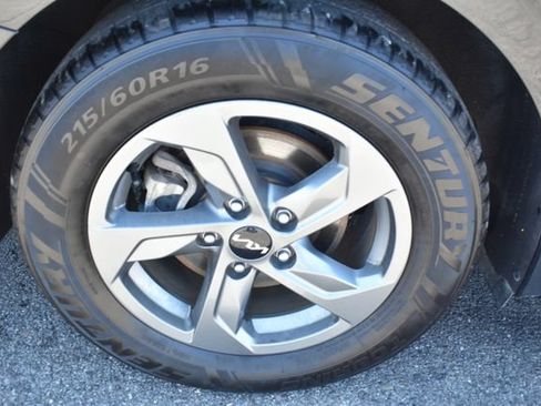 Used 2022 Kia K5 LX FWD image 39