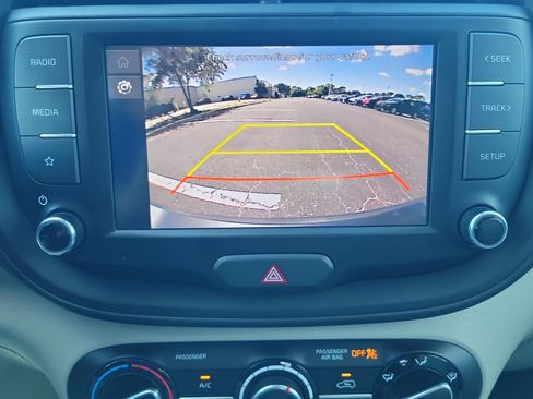 Used 2024 Kia Soul LX FWD image 25