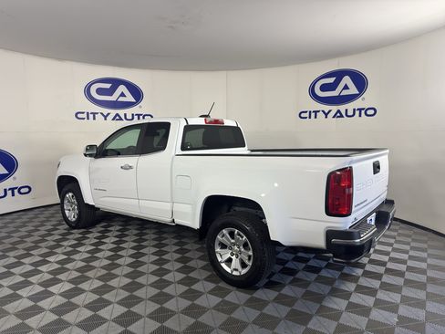 Used 2022 Chevrolet Colorado LT w/ Fleet Safety Package RWD image 5
