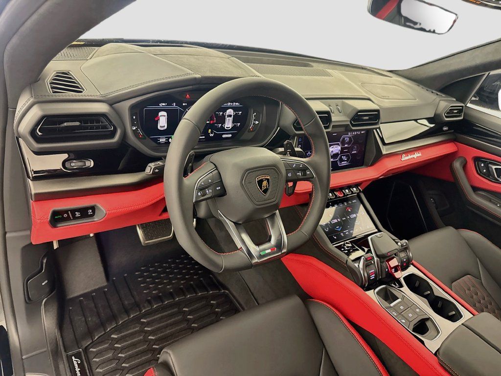 Used 2026 Lamborghini Urus SE AWD/4WD image 9