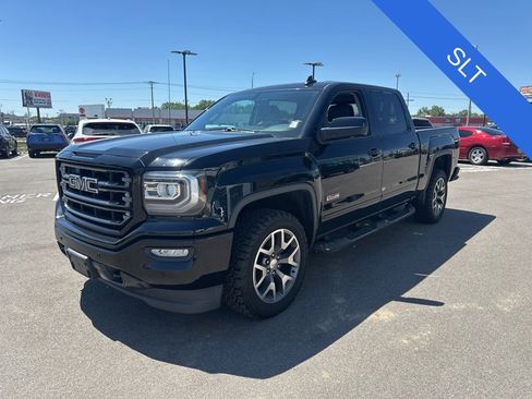Used 2017 GMC Sierra 1500 SLT AWD/4WD image 3
