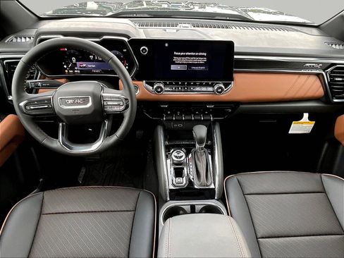 New 2026 GMC Canyon AT4 w/ Technology Plus Package AWD/4WD image 10
