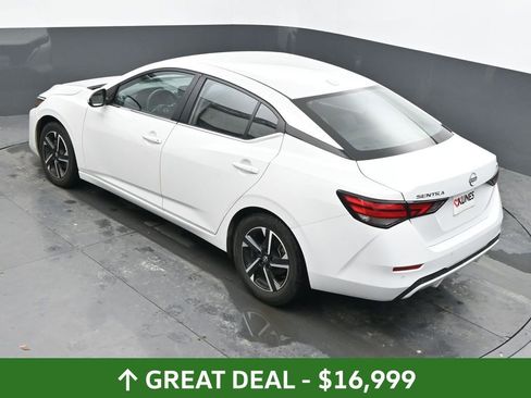 Used 2024 Nissan Sentra SV image 43