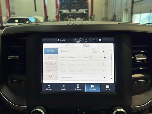 New 2024 RAM 3500 Tradesman AWD/4WD image 24