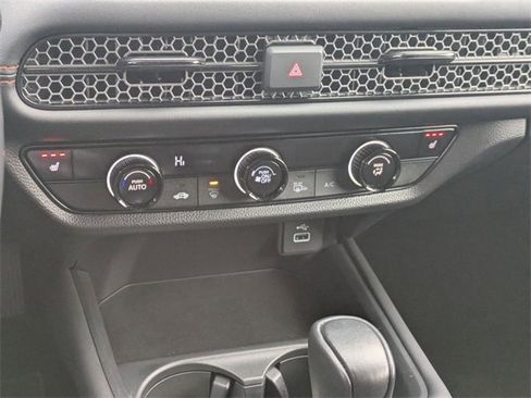 Used 2025 Honda HR-V Sport image 19