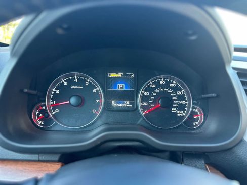 Used 2013 Subaru Outback 3.6R Limited w/ Moonroof Pkg image 25