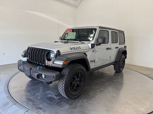 Used 2023 Jeep Wrangler Unlimited w/ Cold Weather Group AWD/4WD image 3