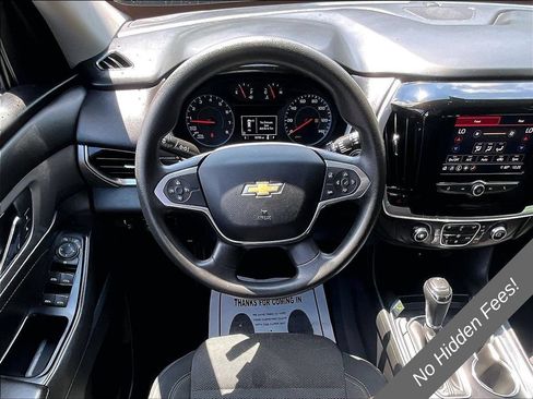 Used 2020 Chevrolet Traverse LS AWD/4WD image 5