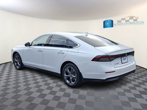 Certified 2023 Honda Accord EX image 4