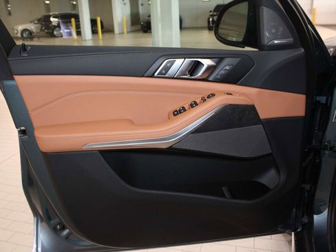 Used 2026 BMW X5 sDrive40i RWD image 10