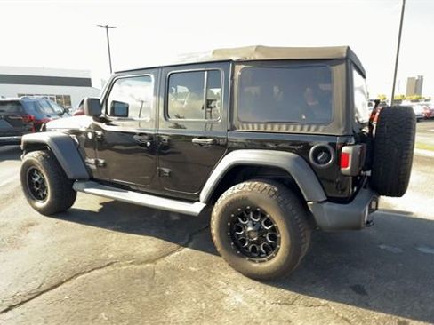 Used 2020 Jeep Wrangler Unlimited Sport S image 6
