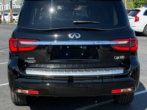 Used 2021 INFINITI QX80 Luxe image 13