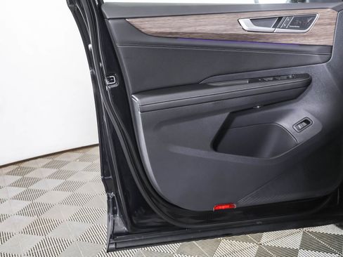 New 2026 Volkswagen Atlas SEL Premium R-Line AWD/4WD image 32