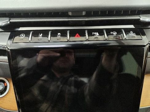 Used 2023 Jeep Grand Cherokee L Summit image 33