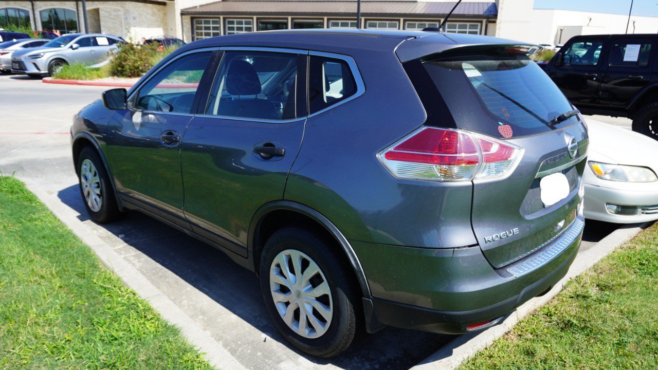 Used 2016 Nissan Rogue S FWD image 7