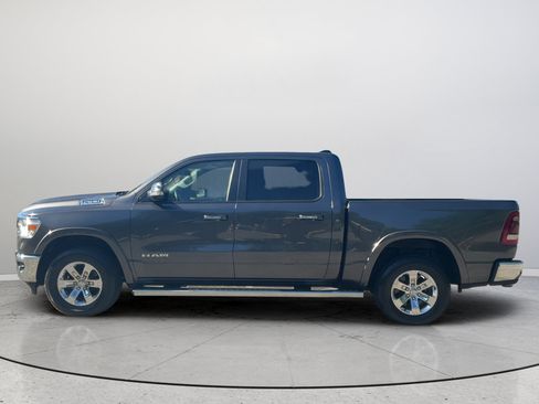 Used 2022 RAM 1500 Laramie AWD/4WD image 10