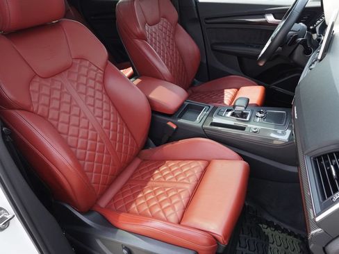 Used 2018 Audi SQ5 Prestige w/ Prestige Package AWD/4WD image 24
