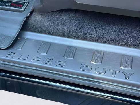 Used 2016 Ford F250 Lariat w/ Lariat Ultimate Package image 27