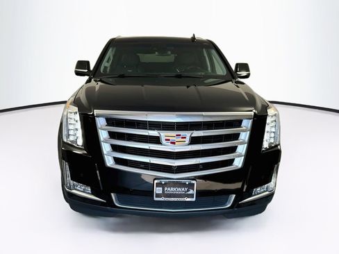 Used 2020 Cadillac Escalade Premium Luxury AWD/4WD image 2