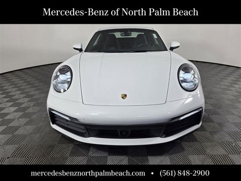 Used 2020 Porsche 911 Carrera image 2