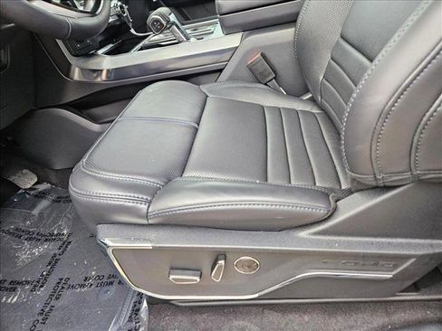 New 2025 Ford F150 Platinum w/ Equipment Group 702A High image 4