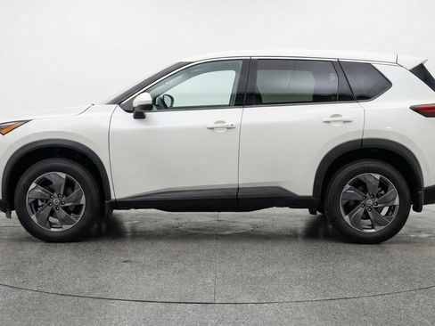 Used 2025 Nissan Rogue SV image 5