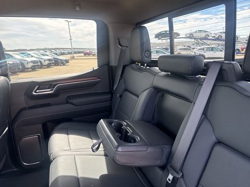 Used 2025 GMC Sierra 1500 Denali w/ Technology Package image 35