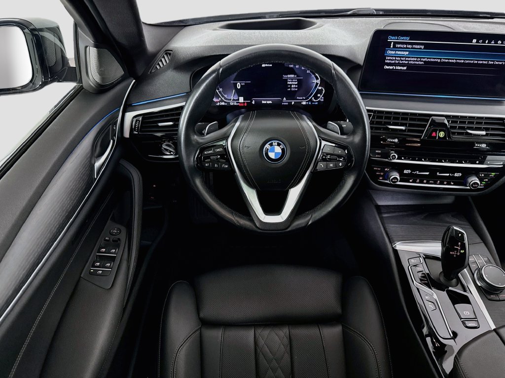 Used 2022 BMW 530e RWD image 10