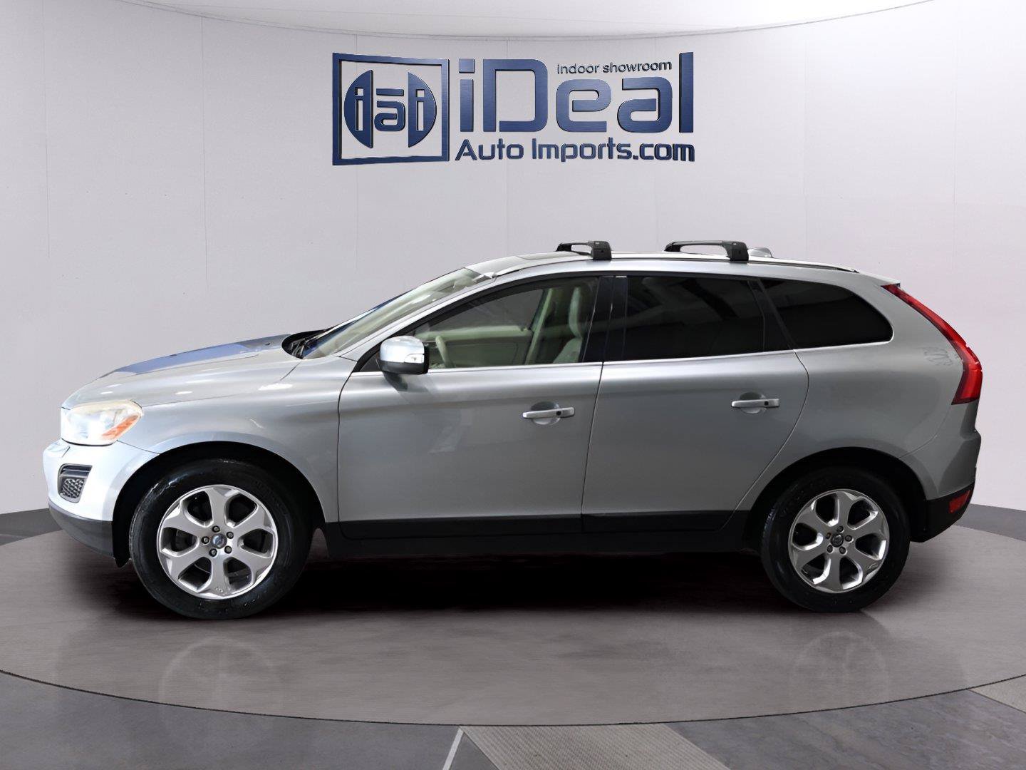 Used 2013 Volvo XC60 3.2 AWD/4WD image 2