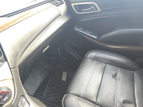 Used 2019 GMC Yukon XL Denali w/ Denali Ultimate Package image 33