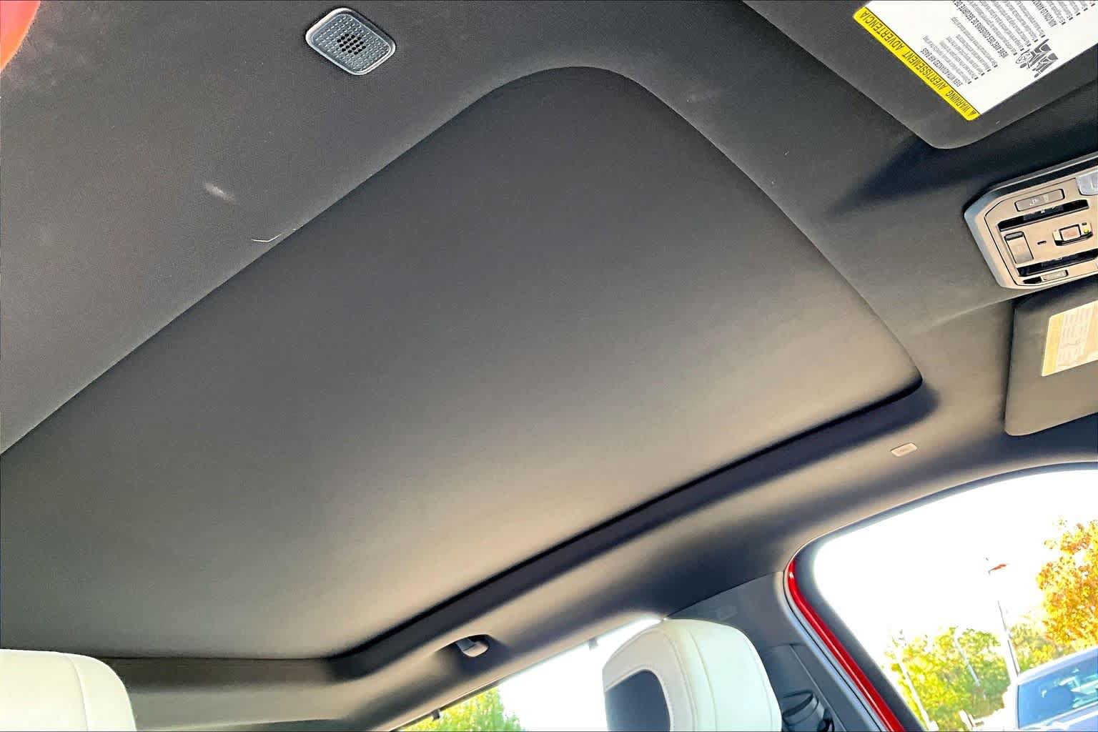 Certified 2025 Toyota Tundra Capstone AWD/4WD image 13