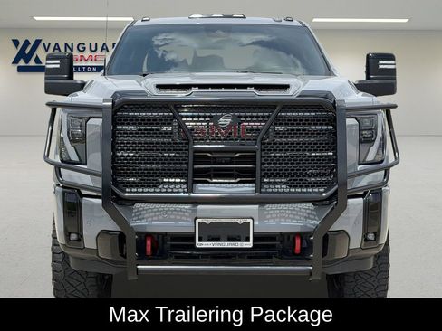 Used 2025 GMC Sierra 2500 AT4 w/ AT4 Premium Plus Package AWD/4WD image 3