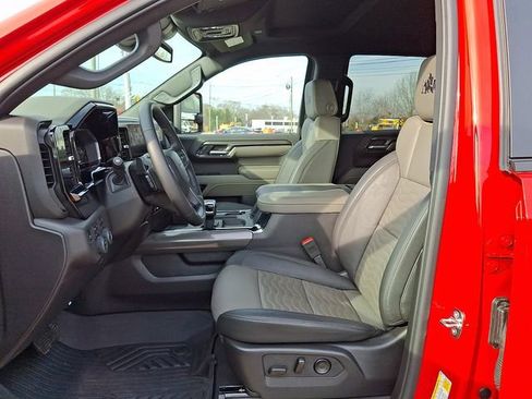 Used 2024 Chevrolet Silverado 1500 ZR2 w/ ZR2 Bison Edition image 10