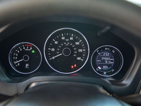 Used 2022 Honda HR-V LX image 25