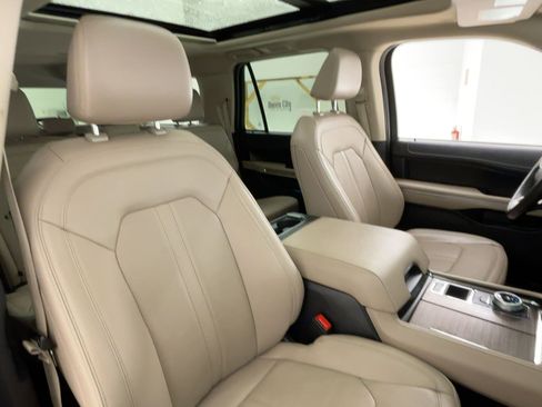 Certified 2024 Ford Expedition Max Limited image 31