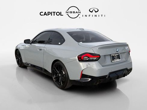 Used 2024 BMW 230i Coupe w/ Premium Package image 7