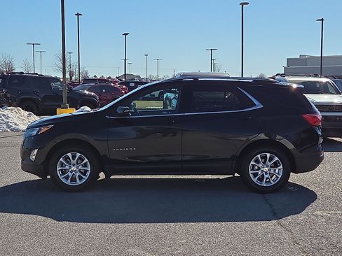 Used 2018 Chevrolet Equinox LT w/ Sun & Infotainment Package image 3