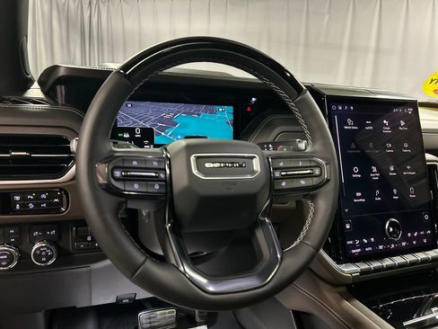 New 2026 GMC Yukon XL Denali Ultimate AWD/4WD image 13
